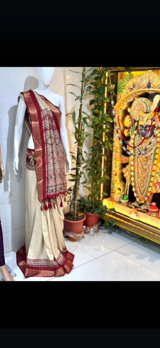 Handwoven Off-White & Maroon Traditional Cotton Silk Saree with Rich Woven Border and Designer Pallu