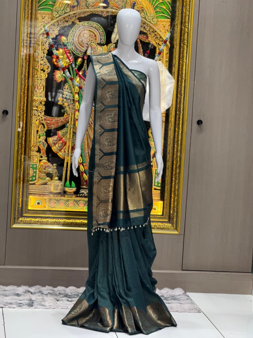 Premium Cotton Tissue Saree with Elegant Woven Border | Lightweight Festive & Daily Wear Saree