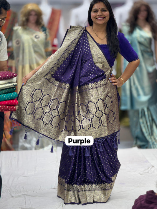 Midnight Amethyst Hand-Woven Soft Silk Saree with Antique Zari Jaal