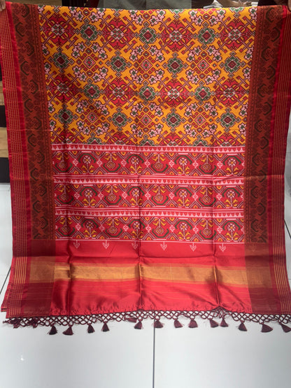 Pure Patan Patola Inspired Soft Silk Saree with Zari Patto Border | Manekchowk Traditional Design 💫
