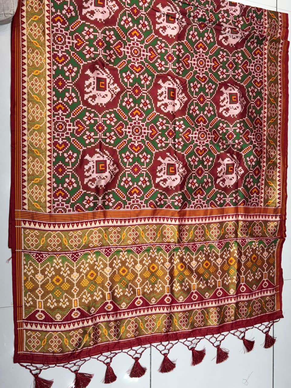Luxury Woven Banarasi Patola Soft Silk Saree with Designer Border & Blouse Piece