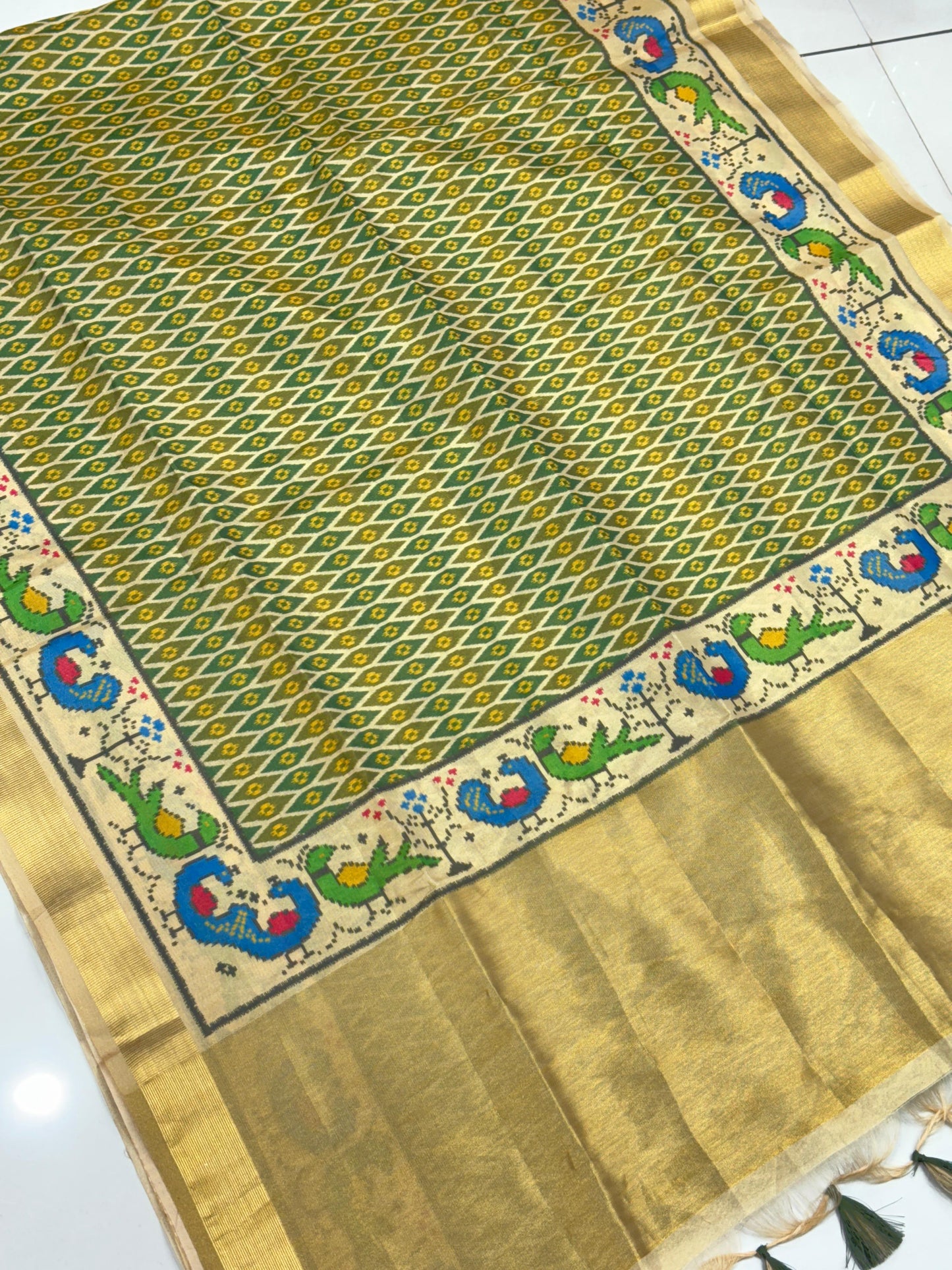 D1 Premium Real Tissue Silk Saree with Patola Kalamkari Design & Golden Zari Patto