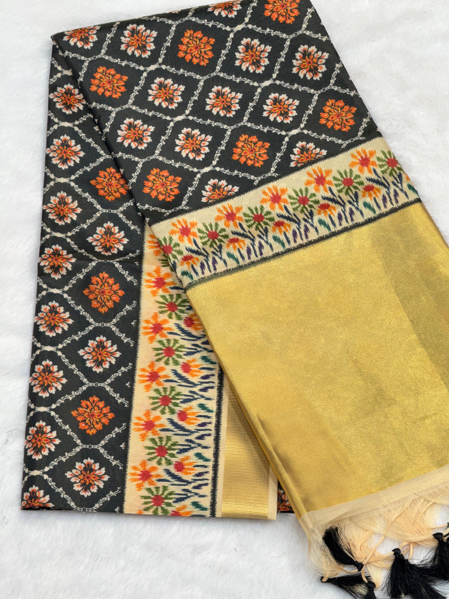 D3 Premium Real Tissue Silk Saree with Patola Kalamkari Design & Golden Zari Patto