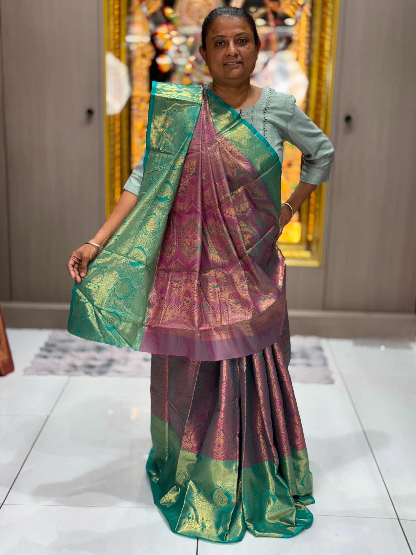 Premium Pure Kanjivaram Silk Banarasi Saree with Rich Golden Zari Weaving
