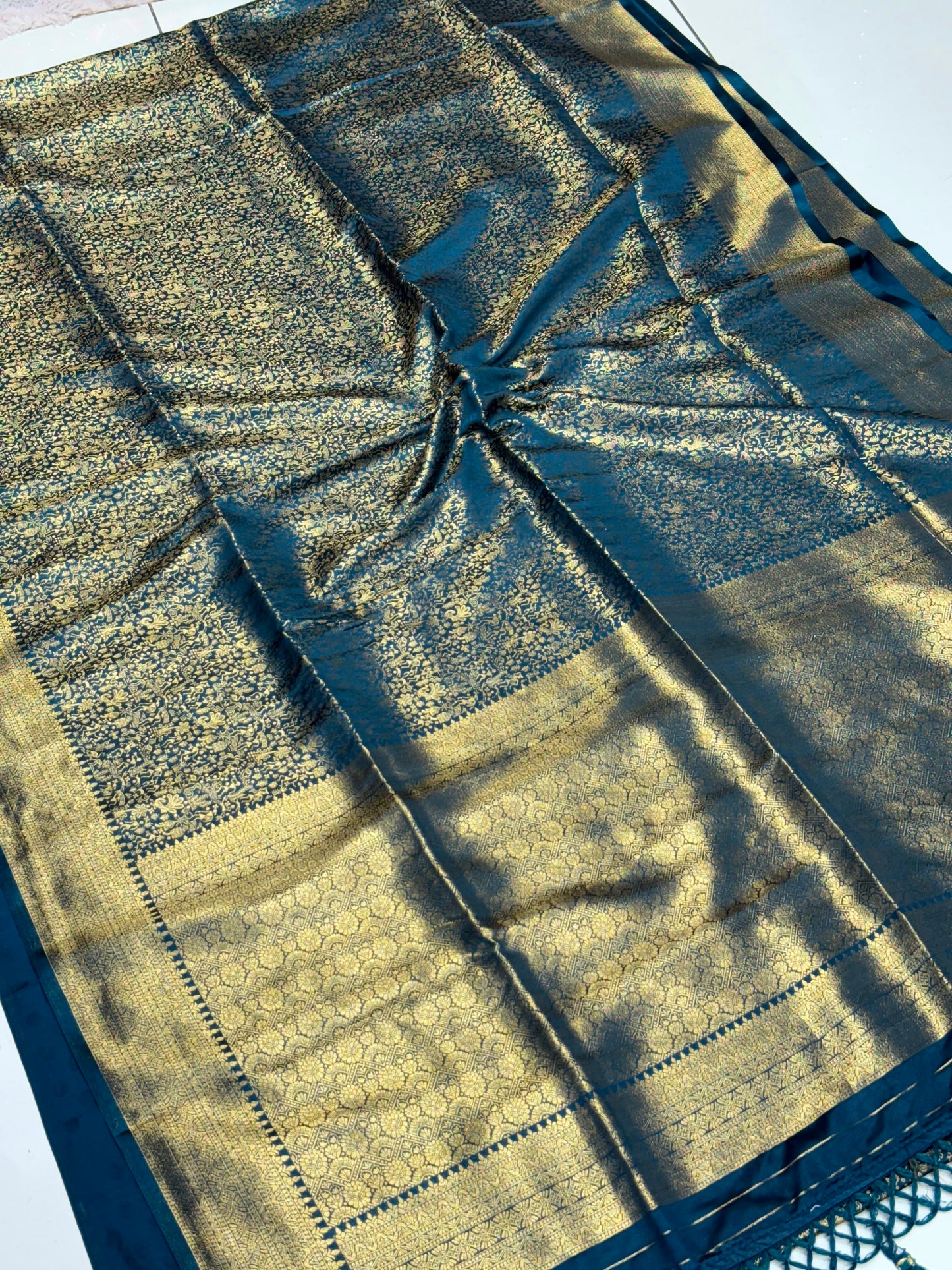 Exquisite Varli Design Soft Banarasi Silk Saree for Weddings