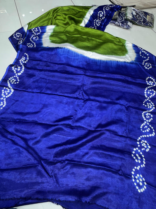 Pure Gaji Silk Hand Bandhej Bandhani Saree with 3 Lagadi Patto & 2D Design | Traditional Designer Saree